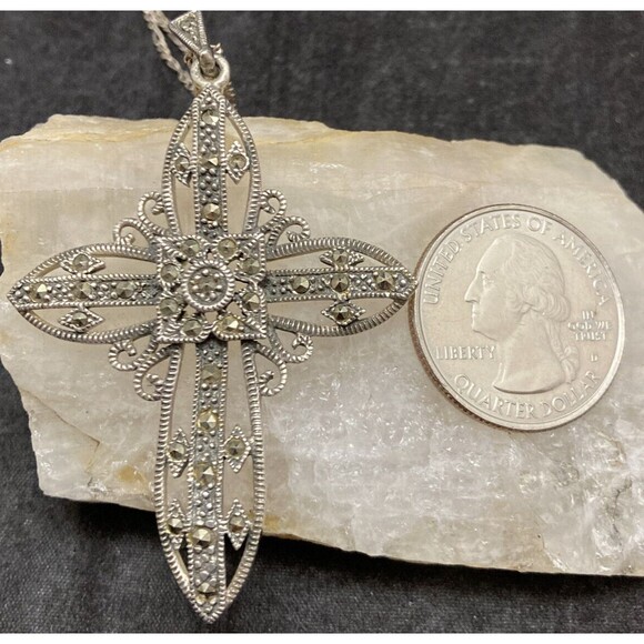 Vintage DBJ Victoria Townsend Cross Pendant 18.5'' Necklace 925 Silver 10g - Picture 6 of 10